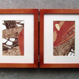Bladerboek
collage, 2004
papier, water, lijm, travertinstof, zand, essenhout
58 x 23 cm